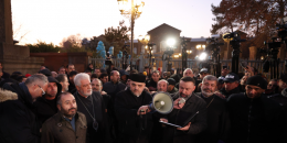Մեզ պարտադրվում է որպես առաջնորդ ճանաչել արդեն կարգալույծ հռչակված նախկին Գևորգ եպիսկոպոս Սարոյանին. Մասյացոտնի թեմի հայտարարությունը