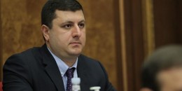 Առանցքային խնդիրներից մեկը շարունակում է մնալ սահմանների ճշգրտման հարցը․ Տիգրան Աբրահամյան