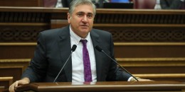 Միայն Ադրբեջանն է ասում, որ չի եղել էթնիկ զտում, մեկ էլ դուք. Խաչատրյանը՝ ՔՊ-ականներին