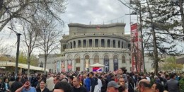 Իշխանությունը վախեցած է արցախցիների պայքարից․ &laquo;Ժողովուրդ&raquo;