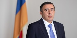 Կա՛մ Արուսյակ Ջուլհակյանը 42 տարեկանում դեռ մնացել է առաջին դասարանում, կա՛մ իր շեֆի պես անզուսպ ստում է․ Բագրատ Միկոյան