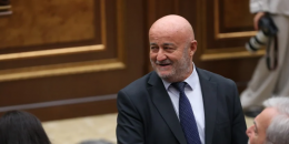 ՔՊ-ականների ռևերանսները Հովիկ Աղազարյանին․ &laquo;Հրապարակ&raquo;