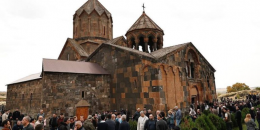 Անհենարան իշխանություն, անաջակից հանրահավաք եկեղեցում. &laquo;Փաստ&raquo;
