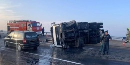 Աշտարակ-Ապարան ավտոճանապարհի բեռնատար է կողաշրջվել