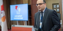 Պետք չէ դիվերսիֆիկացման ու ադրբեջանականացման միջև հավասարության նշան դնել․ Վահե Դավթյան