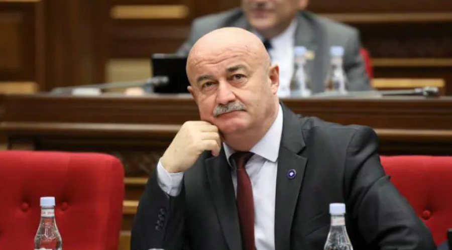 Նախկին ՔՊ-ական Հովիկ Աղազարյանի գործով նախաքննությունն ավարտվել է