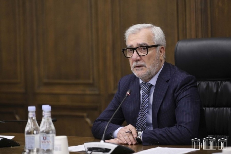 ՔՊ կանայք չեն մարսում Անդրանիկ Քոչարյանի արած դիտողությունները․ &laquo;Հրապարակ&raquo;