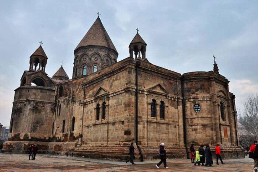 Մայր Աթոռն արձագանքել է Վատիկանում ադրբեջանական միջոցառմանը, այն անվանելով՝ հակագիտական