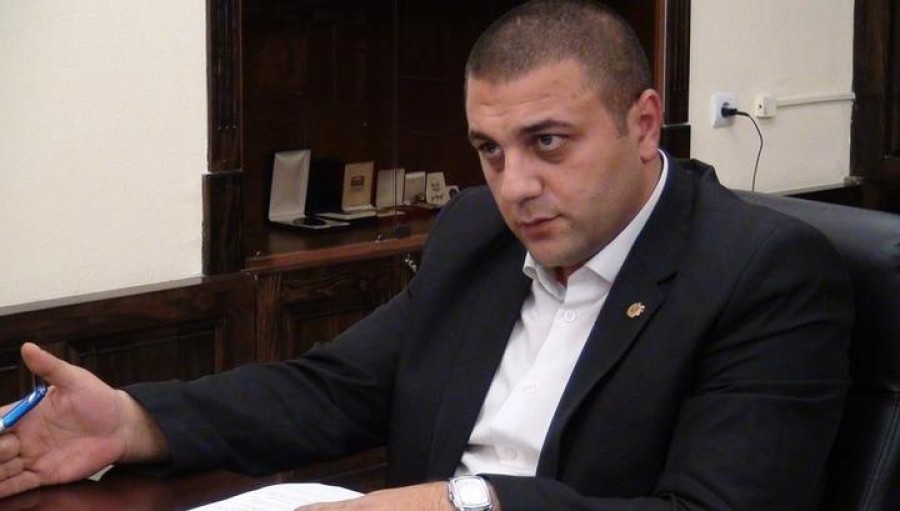 Փաշինյանը Կարեն Սարուխանյանին՝ թմրանյութի թեստ հանձնելու է ուղարկել. &laquo;Ժողովուրդ&raquo;