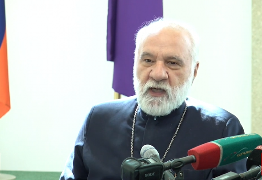 Պատմականը մեզնից հեռացնելով՝ ջնջում ենք մեր պատմական հիշողությունը, փոխում մեր գենետիկ կոդը. Նաթան Սրբազան