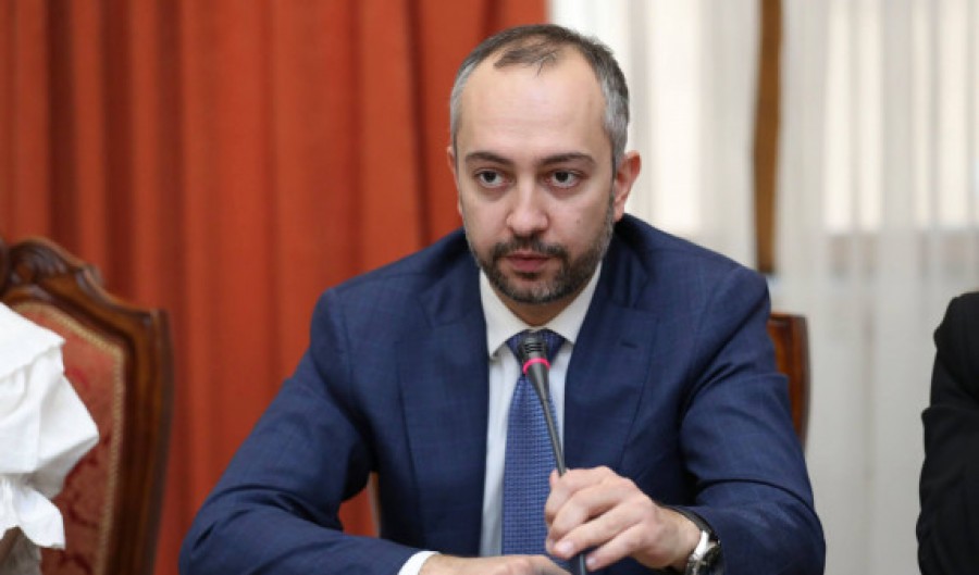 Էդուարդ Աղաջանյանն էլ հրաժարականի դիմում ներկայացրեց
