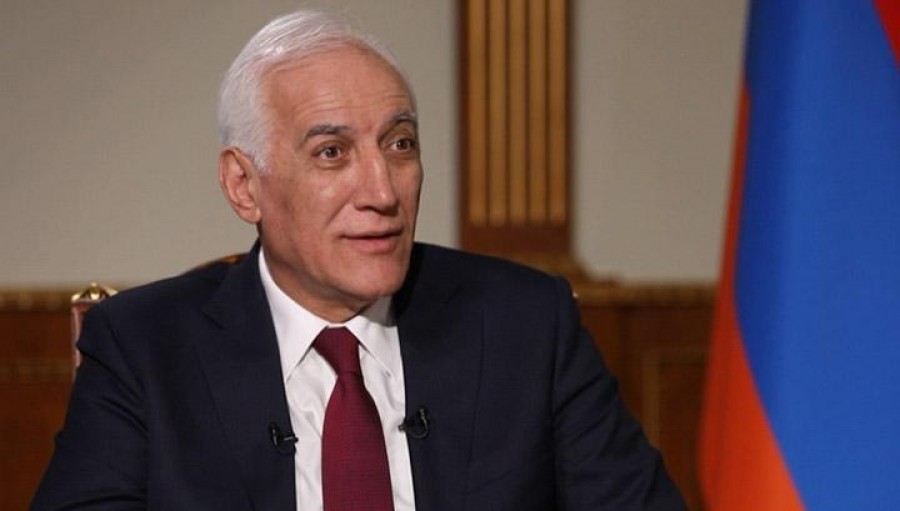 &laquo;Թող վերցներ, երևի չէր կարողանում&raquo;․ Վահագն Խաչատուրյանը՝ Արցախը Փաշինյանից առաջ Ադրբեջանի չգրավելու մասին